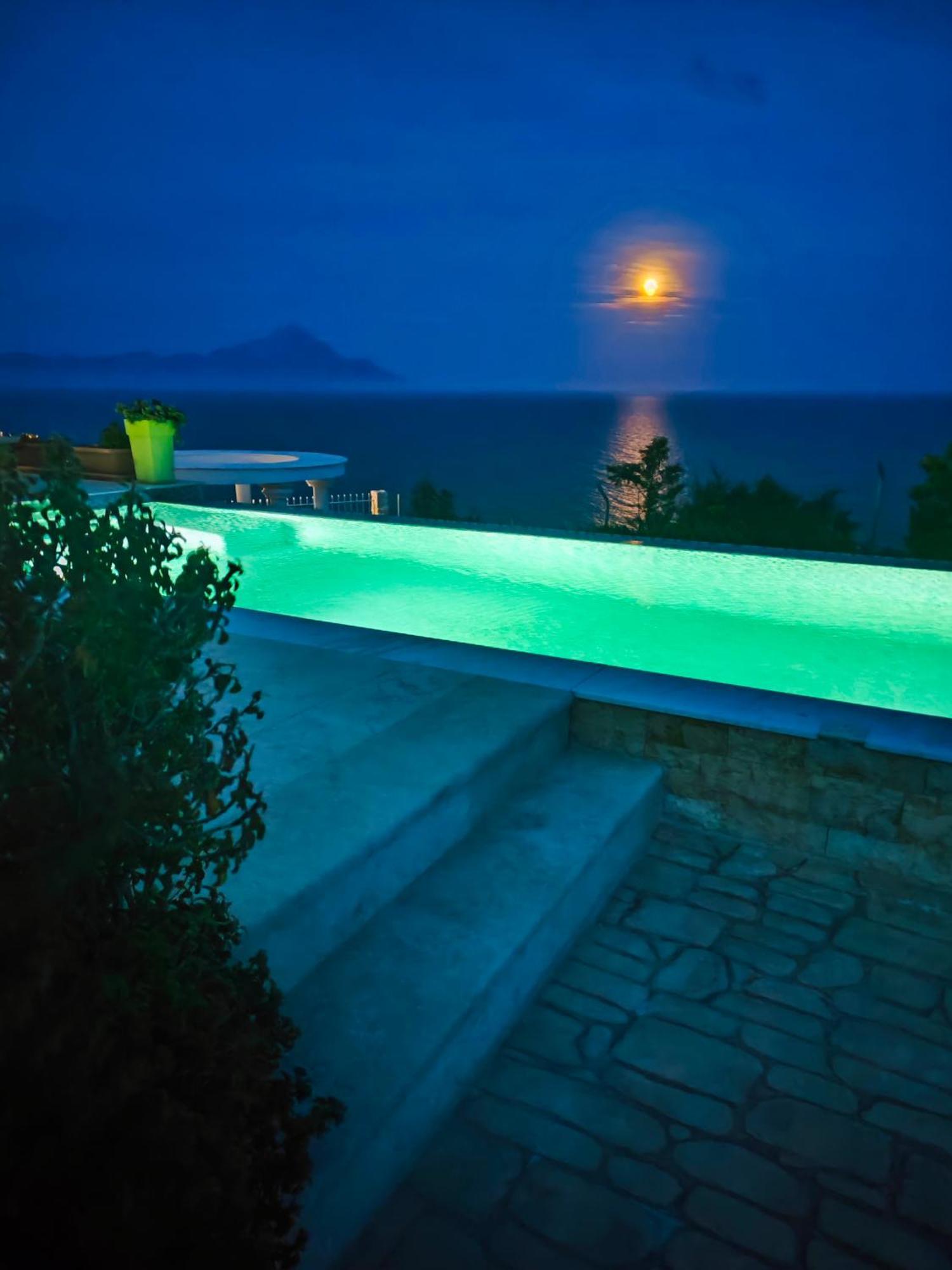 Villa Ulyana Kriaritsi - Athos Sea View & Spa 외부 사진