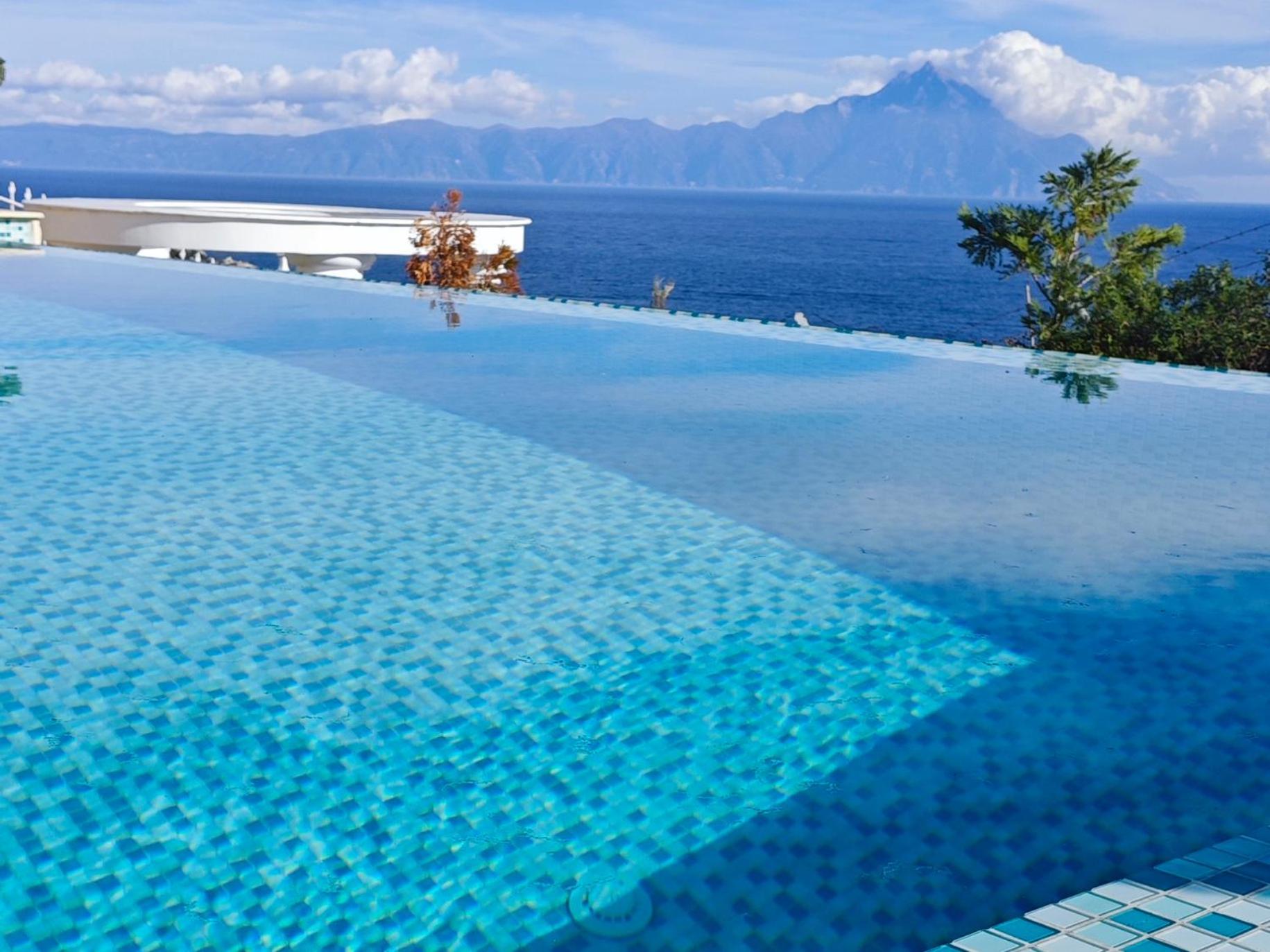 Villa Ulyana Kriaritsi - Athos Sea View & Spa 외부 사진