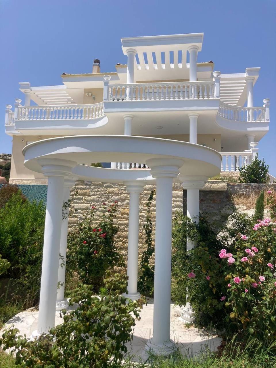 Villa Ulyana Kriaritsi - Athos Sea View & Spa 외부 사진